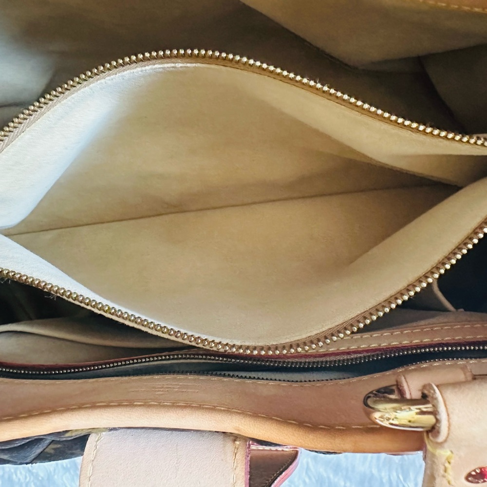 Louis Vuitton Brown and Tan Quilted Shoulder Bag - Picture 11 of 15